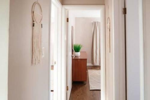 Beautiful Home! 25 Minutes To Downtown Chicago