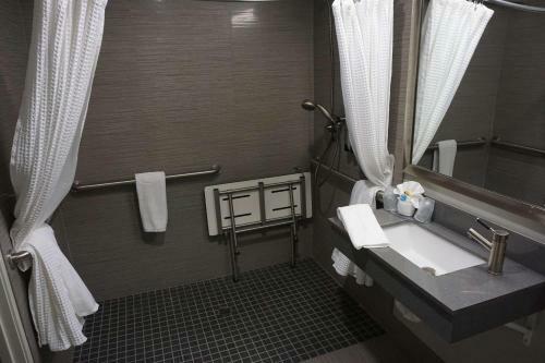 Hartford Hotel Best Western Signature Collection