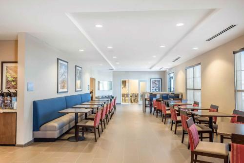 Hotel Comfort Inn & Suites Sidney I-80