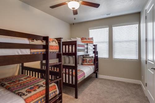 Pvz #79: Sienna View At Paradise Village
