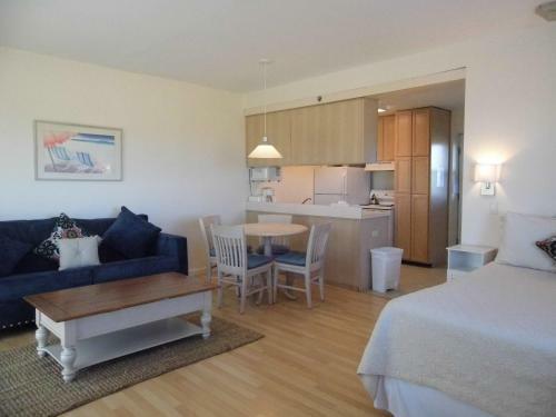 Hotel Windward Shores