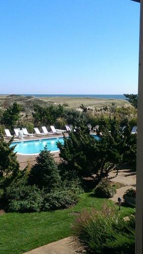 Hotel Windward Shores