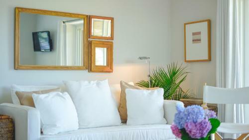 Hotel Windward Shores