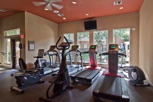 (428) Apartment Near Sugar Land