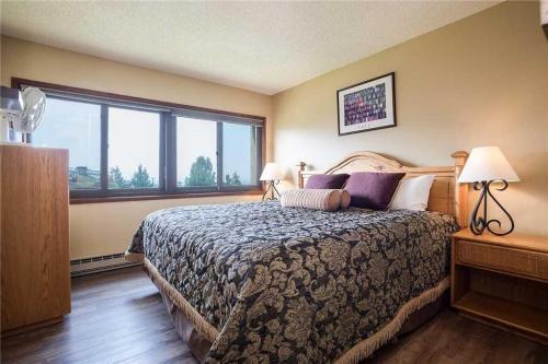 Bronze Tree Condominiums - Bt206