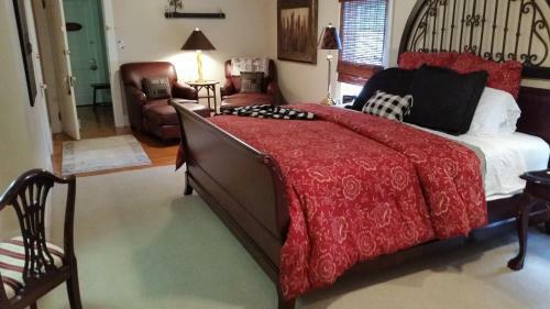 Bed & Breakfast Inn At Clearwater Pond