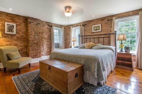 Bed & Breakfast The Homestead At Catskill Animal Sanctuary