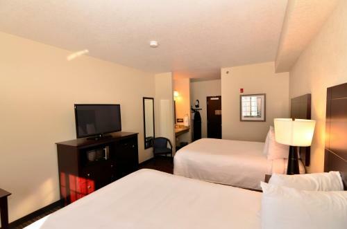 Hotel Cobblestone Inn & Suites - Holstein