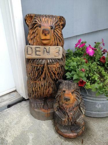 Bears Den B&B And Lodging