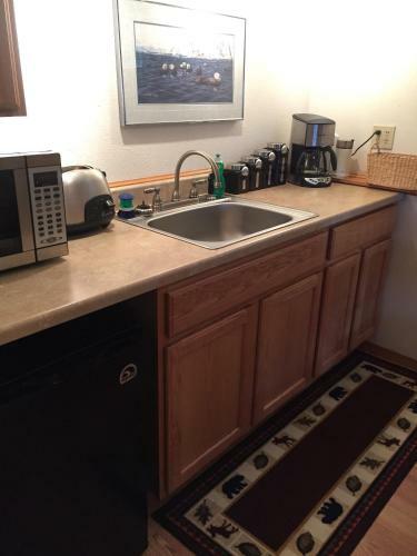 Bears Den B&B And Lodging