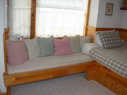 Alaska Chalet Bed & Breakfast