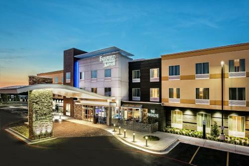 Hotel Fairfield Inn & Suites By Marriott Van