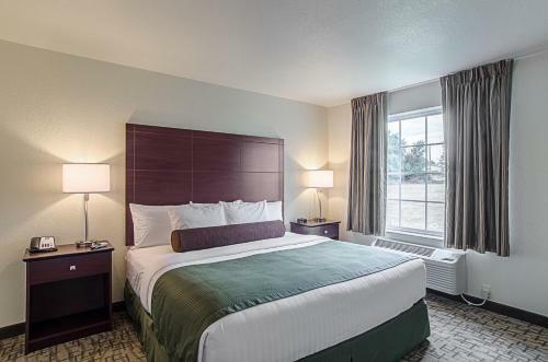 Hotel Cobblestone Inn & Suites - Guernsey