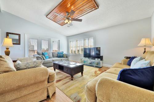 Oceanview At Island Breeze