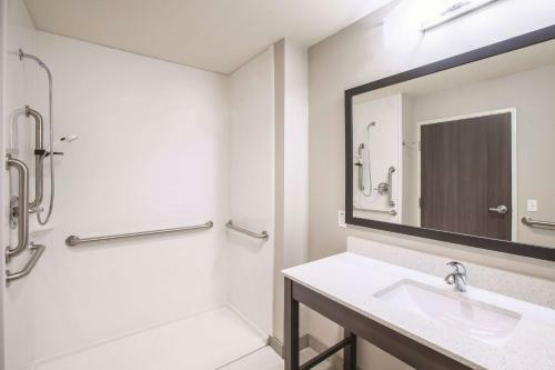Hotel La Quinta By Wyndham Tulsa Broken Arrow