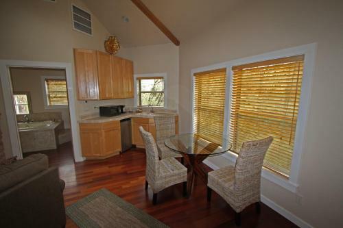 Bed & Breakfast The Inn At Shasta Lake