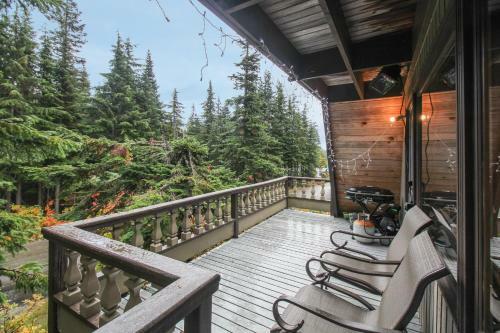 Hyak Duplex Cabin