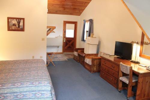 Hotel Nootka Lodge