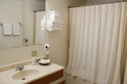 Hotel Nootka Lodge