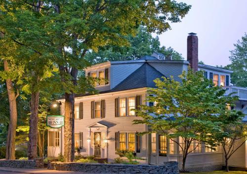 Bed & Breakfast Newcastle Inn
