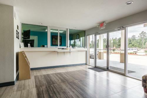 Motel Scottish Inn And Suites Tomball