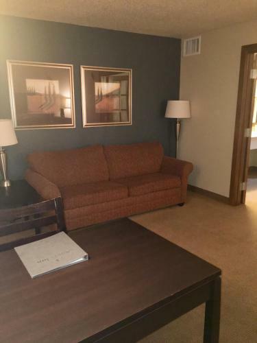 Hotel Americinn By Wyndham Monmouth