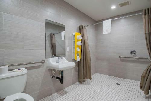Hotel Motel 6 San Bernardino, Ca - Downtown