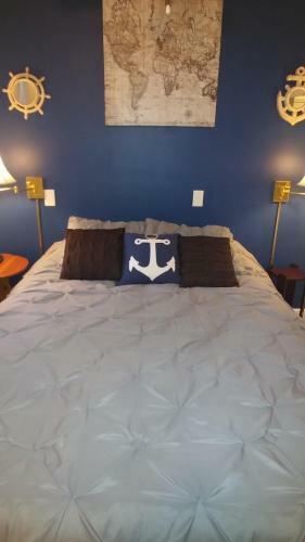 Ch�teau Sur Mer Bed & Breakfast