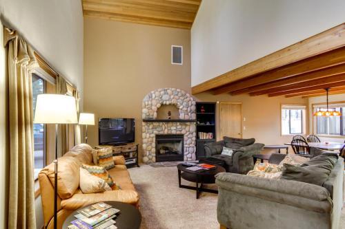28 Cypress
