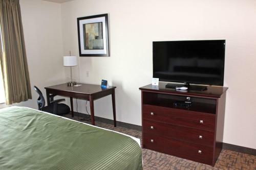 Hotel Cobblestone Inn & Suites - Lamoni