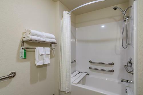 Hotel Cobblestone Inn & Suites - Lamoni