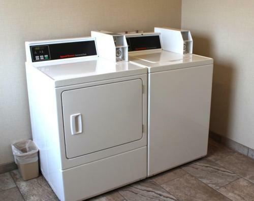 Hotel Cobblestone Inn & Suites - Lamoni