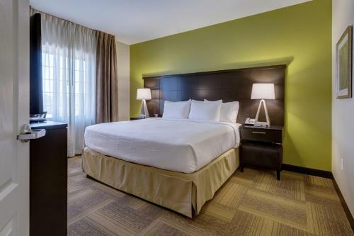 Hotel Staybridge Suites St. Louis-westport