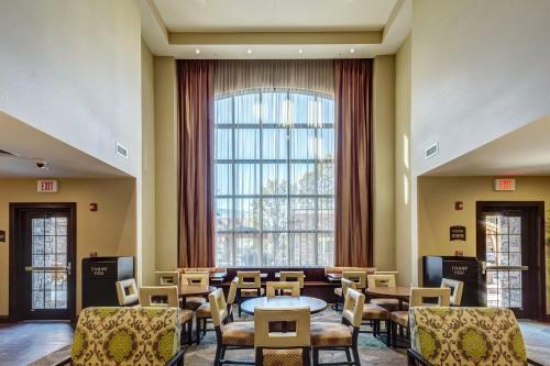 Hotel Staybridge Suites St. Louis-westport