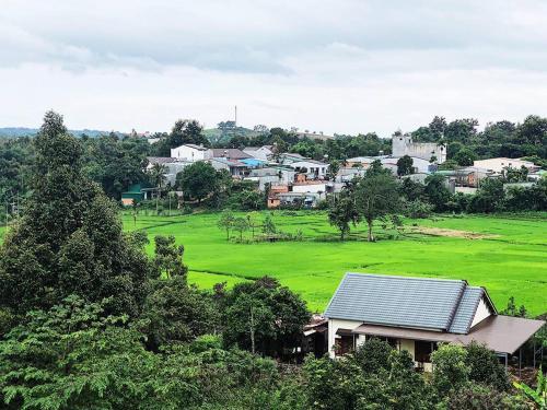 Hotel Kh�ch S?n T�nh Ph�t