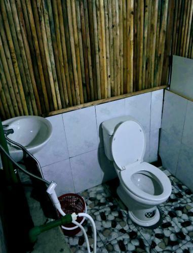 Taphin Ecolodge Homestay And Restaurant