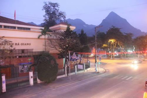Hostal Nh� Ngh? Song Anh