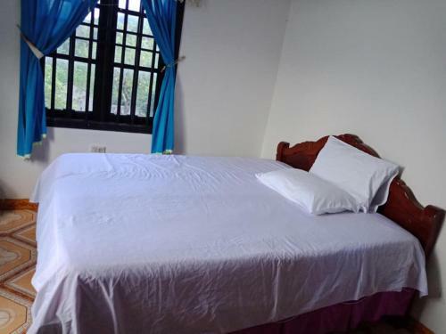 Cuc Phuong Hao Tham Homestay Hotel