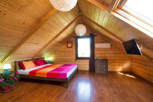 Kashtak Cottages