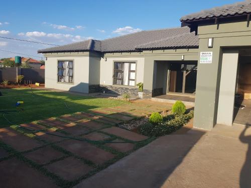 Hostal Motheo Guest House