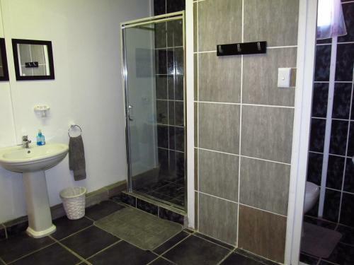 Hostal Sunrose Group Of Guesthouses