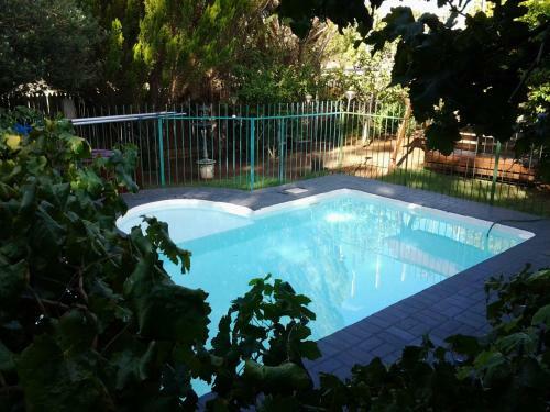Hostal Sunrose Group Of Guesthouses