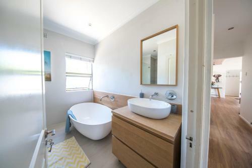 Constantiaberg Holiday Homes