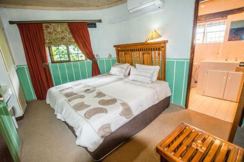 Hoyohoyo Koeltehuis Farm Lodge