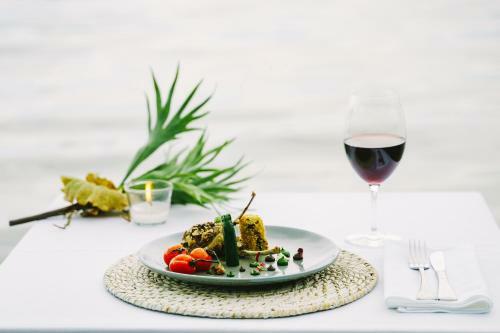 Hotel Elysian Retreat - All Inclusive Retreat