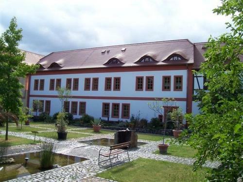 Hotel G�steh�user St. Marienthal