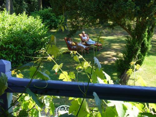 Bed & Breakfast Le Canard Au Parapluie Rouge