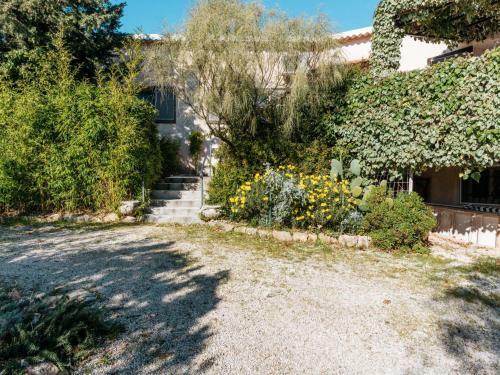 Holiday Home La Chili�re