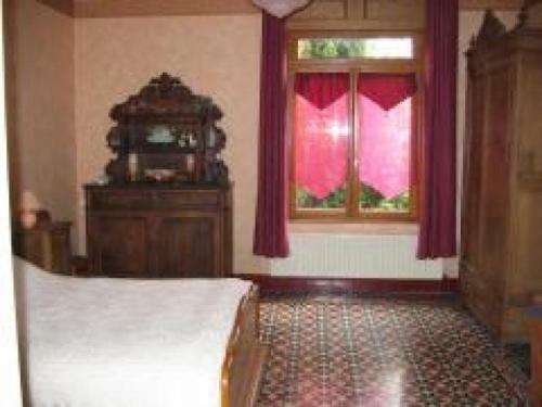 House Les Tr�mi�res