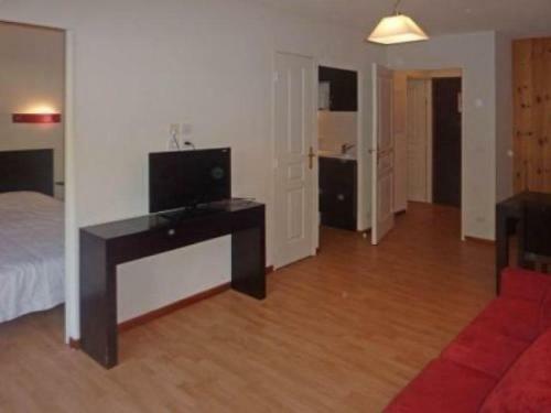 Apartment La Combe D Or